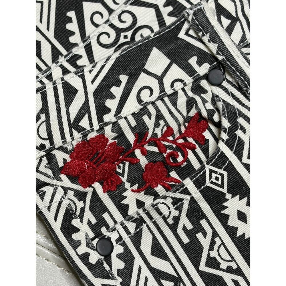 VIP LA Vintage Tribal Print Denim Jeans Red Floral Embroidery size 9/10 - Picture 5 of 10